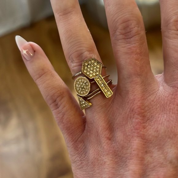 Size 7 Geometric Set of 4 Ring Set - Picture 3 of 5